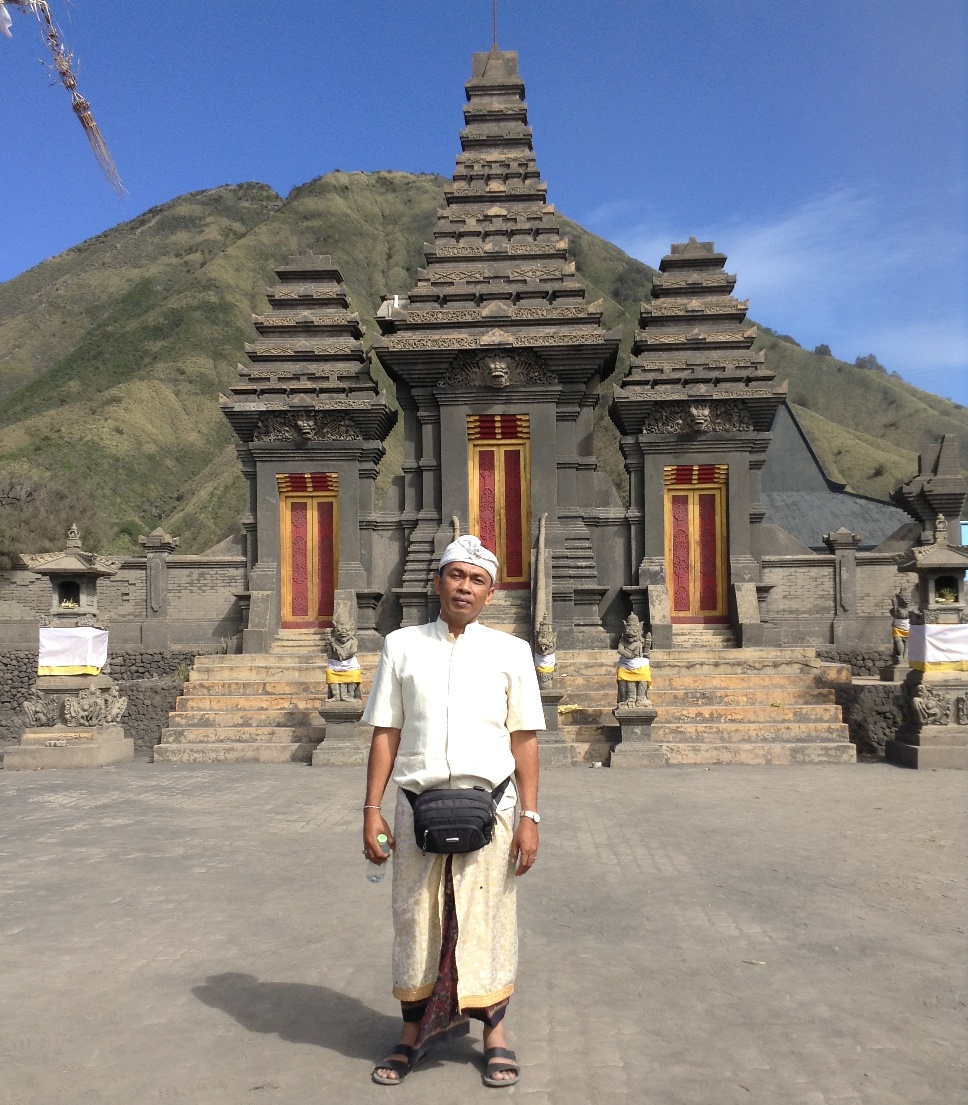 I Wayan Nuarsa Gunung Bromo